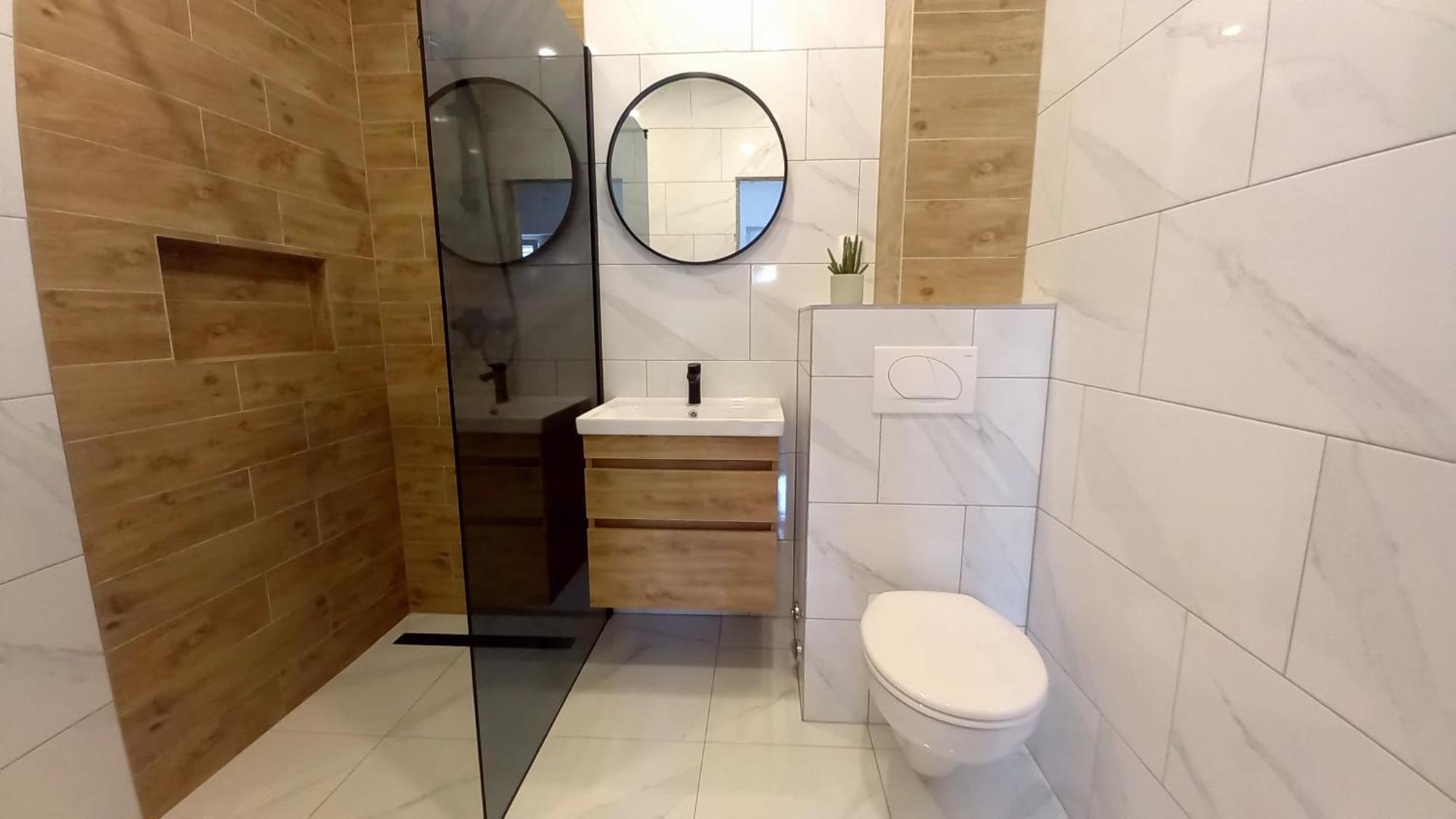 Apartmani Omrcen Baska Voda Room photo